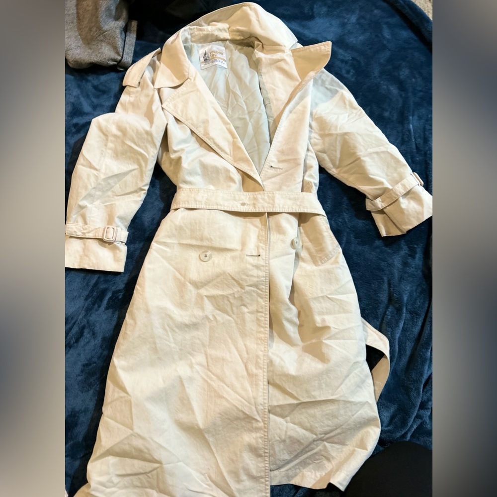LONDON FOG Trench Coat White